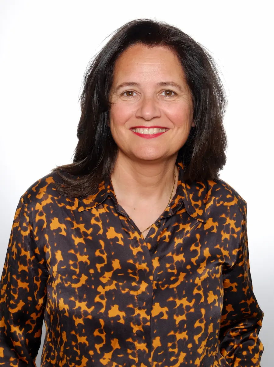 Mónica Sacristán — CEO de Muchas Luces